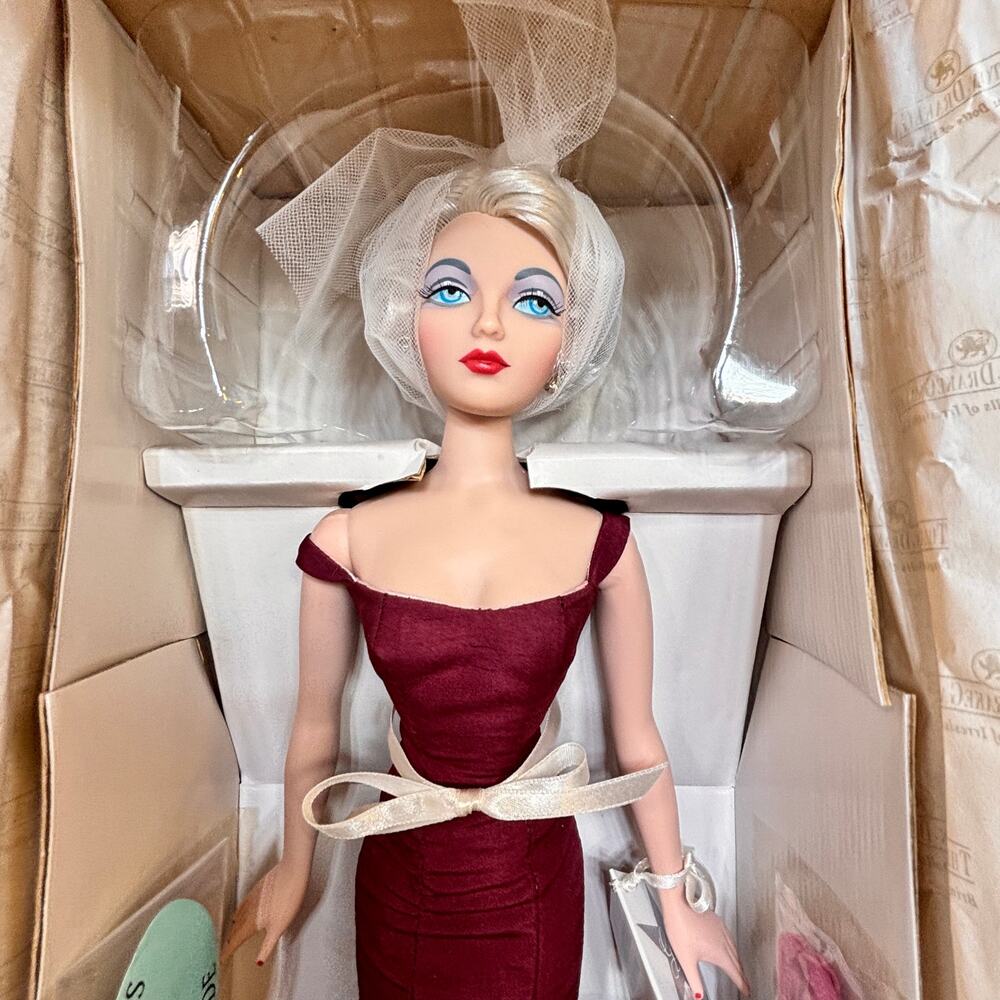 Gene Marshall Unforgettable 16" Doll NRFB COA Box Damage Ashton Drake - Picture 2 of 6